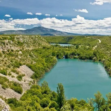 Bedroom For 3, In Old Dalmatian House, Under Mountain, 14 Km To Np Krka, 35 Mins Drive To Sibenik